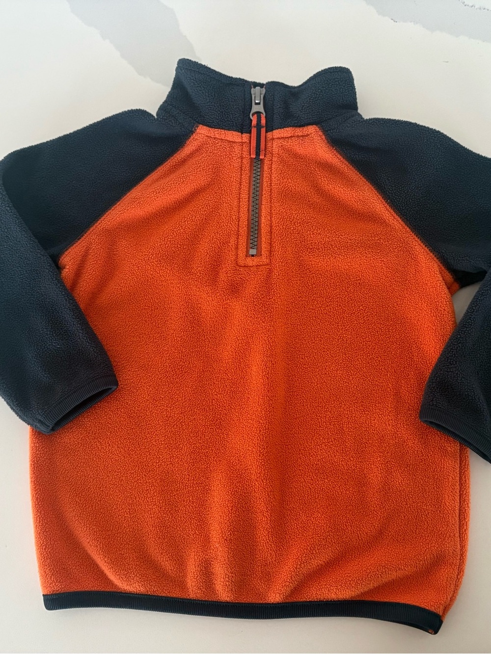 Old navy fleece pullover orange/ navy blue 2T